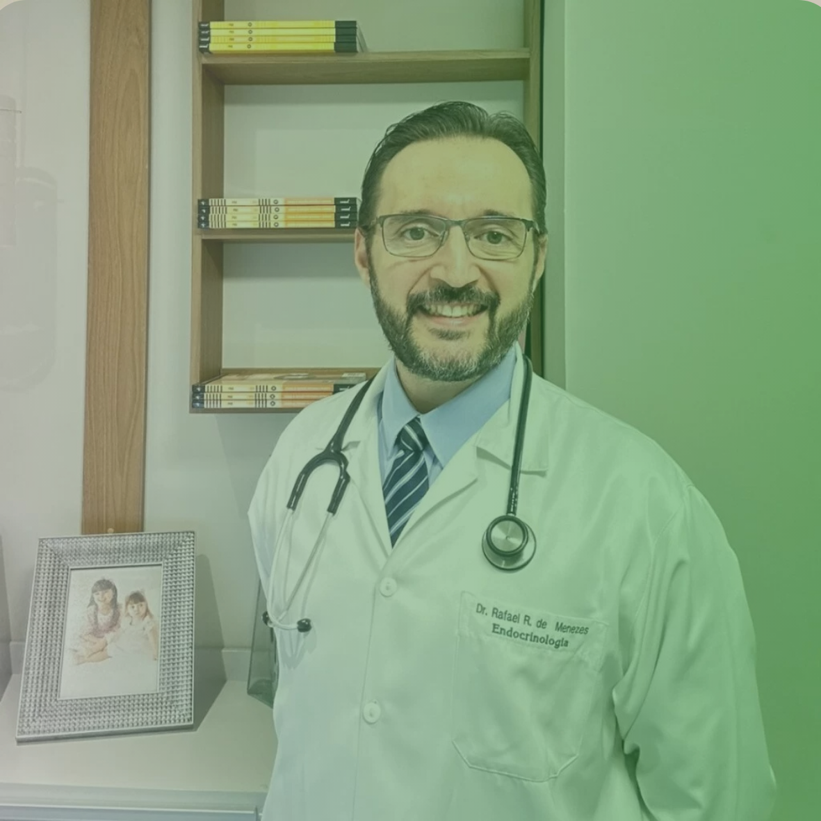 Dr. Rafael Menezes